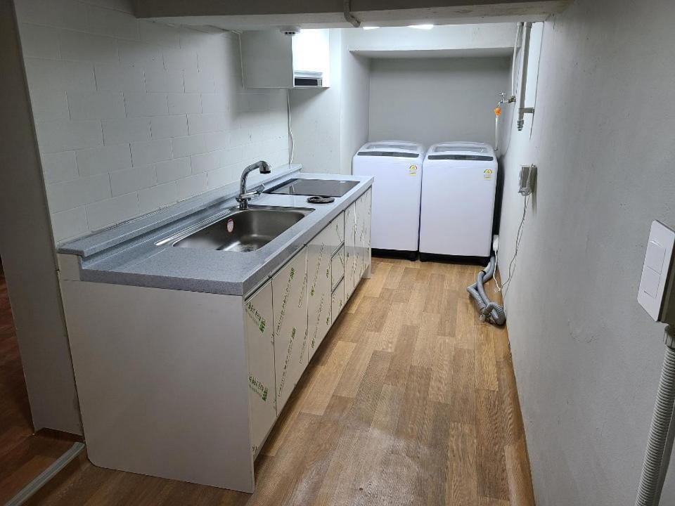 Joy Guest House Asan Esterno foto
